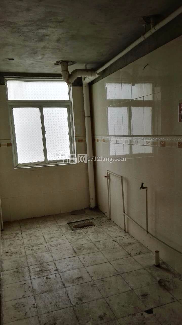 寶航公寓南北通透價(jià)格便宜2證滿5年