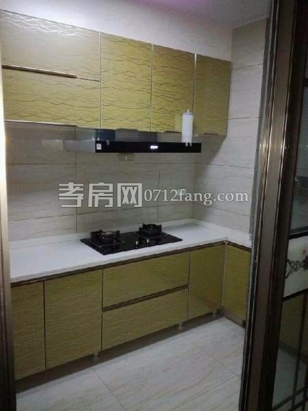 保利佳園一中對(duì)面精裝修