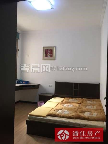 【潘佳房產推薦】泰陽城2/6樓129㎡3室2廳2衛(wèi)精裝配套設施齊全