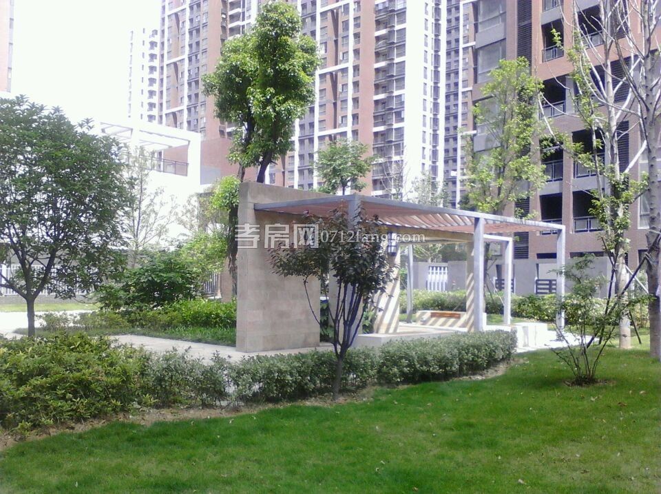 銅雀臺輕軌東站 樓層超高性價比