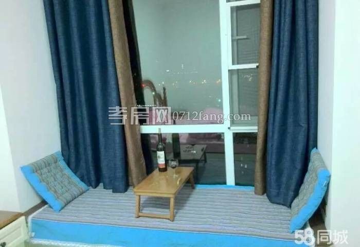 香澳路步行街玉泉楚雙 好樓層小三室精裝