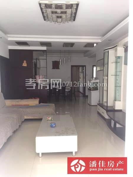 【潘佳房產(chǎn)推薦】泰陽城3/6樓129㎡3室2廳2衛(wèi)精裝配套齊全，擰包入住