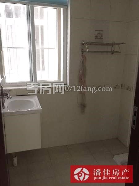 【潘佳房產(chǎn)推薦】泰陽城3/6樓129㎡3室2廳2衛(wèi)精裝配套齊全，擰包入住