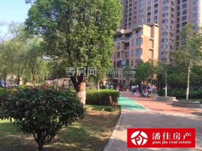 給小孩一個未來實小文昌 電信小區(qū)3室2廳1衛(wèi)101平