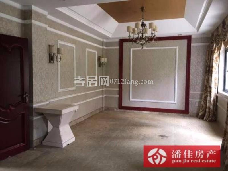 中都巴黎城3室2廳1衛(wèi)95平毛坯中層