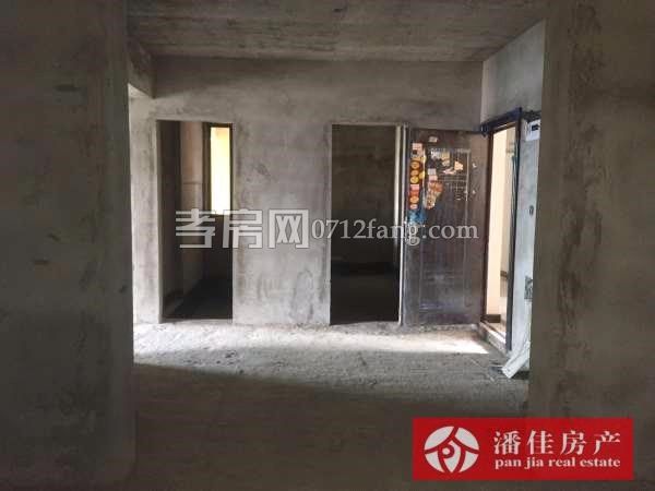 【潘佳房產(chǎn)推薦】灣流匯中間樓層110平米毛坯90萬(wàn)