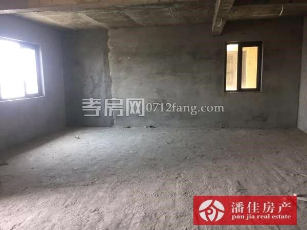 【潘佳房產(chǎn)推薦】灣流匯中間樓層110平米毛坯90萬(wàn)