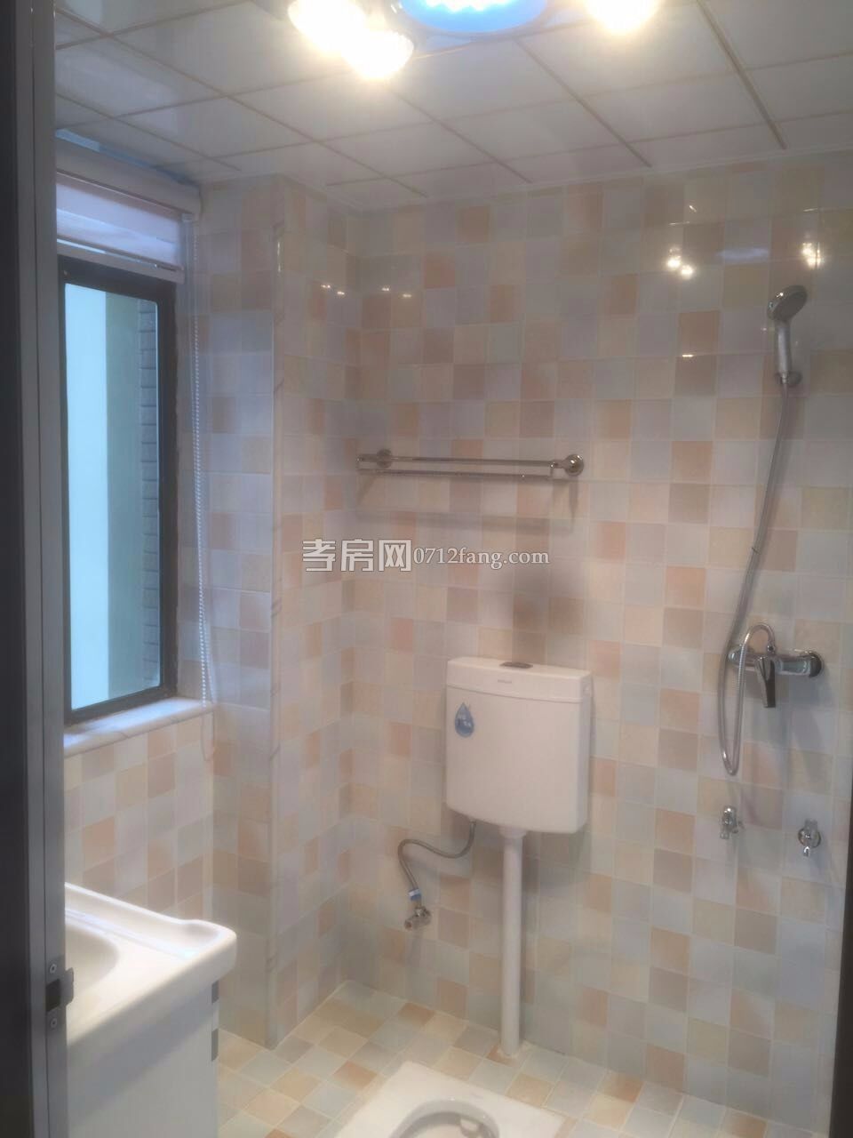 保丽佳园二期（孝感一中对面）