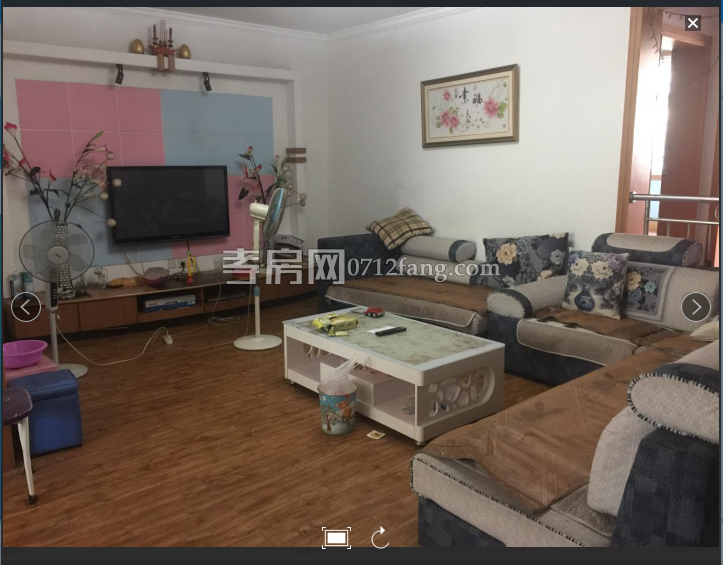 建設(shè)路菜場附近135平米三房二廳二衛(wèi)好樓層超低市場價