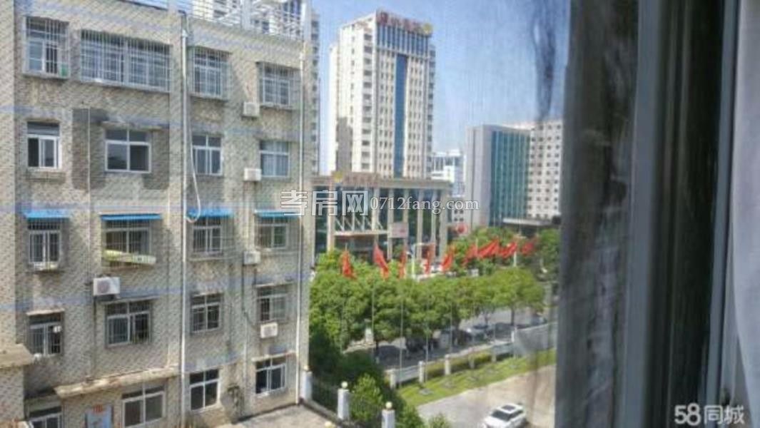 三面采光南北通透香港城一期4室2廳2衛(wèi)139送20平觀景房