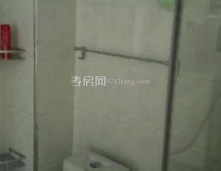 掛口小區(qū)大三房，精裝修，送全套家電，拎包入住