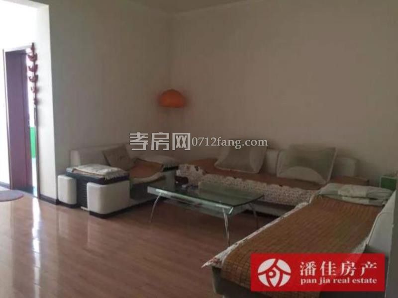 滿兩年濱湖天地蘭苑4室2廳2衛(wèi)2陽臺南北通透采光好