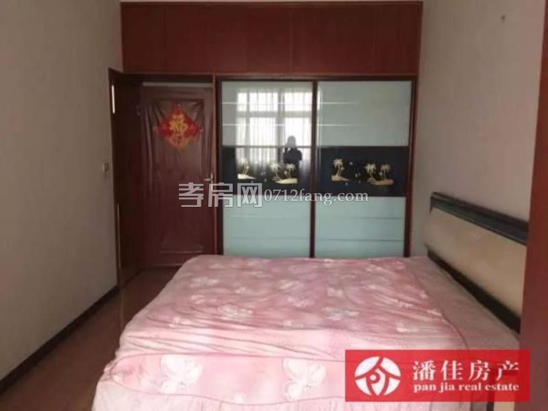 滿兩年 濱湖天地蘭苑 4室2廳2衛(wèi)2陽臺 南北通透 采光好