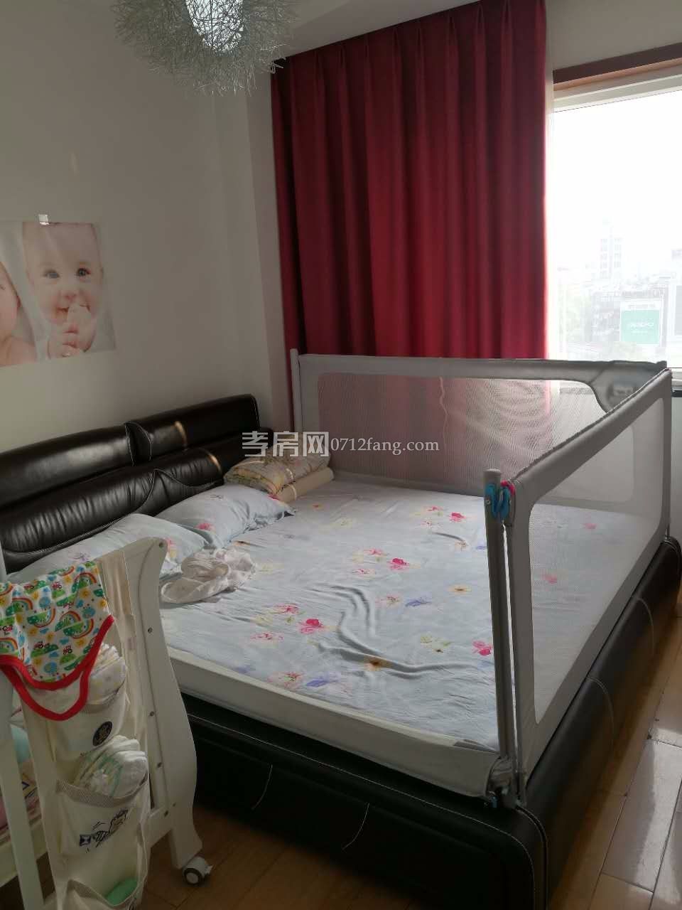 宇濟(jì)時(shí)代廣場家電家具齊全拎包入住