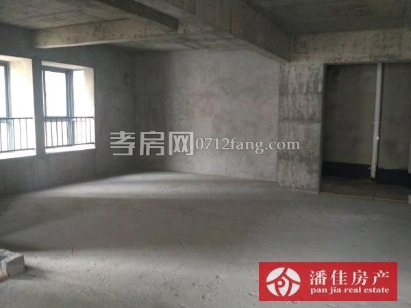 單價3100永新中學(xué)對面合力佳苑 150平大三房二廳二衛(wèi)