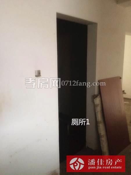 玉泉楚環(huán)雙 87平精裝修4樓2居室43萬