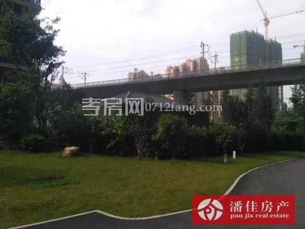 適合大家族住的房子！富庭嘉園170平米5室2廳2衛(wèi)錯(cuò)層復(fù)式