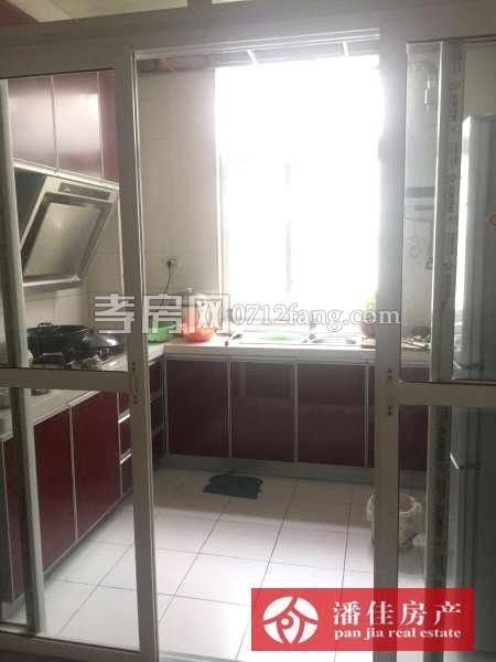 榮欣景城大三房精裝修120平證滿稅低60萬