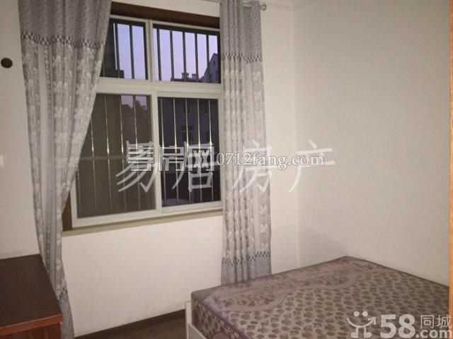 寶航新苑3房2廳2衛(wèi)精裝修