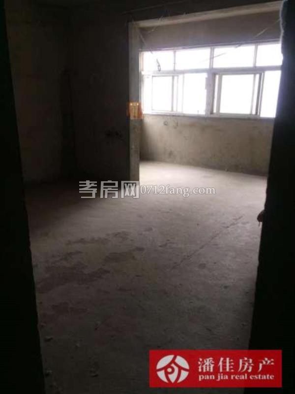 給小孩一個未來實小文昌 電信小區(qū)3室2廳1衛(wèi)101平