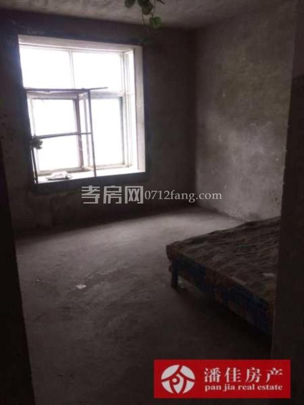 給小孩一個未來實小文昌 電信小區(qū)3室2廳1衛(wèi)101平