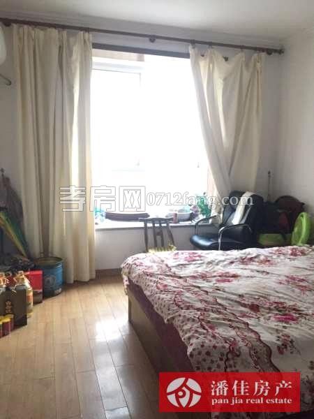 證滿稅低錦繡后湖中間層毛坯2居室47.5萬(wàn)