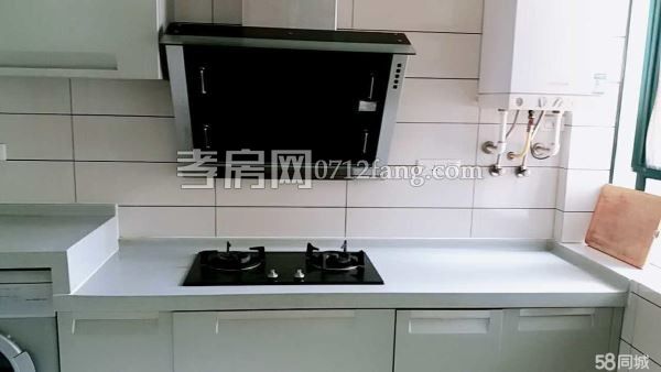 急售！滿二錦繡后湖精裝三房117平70萬