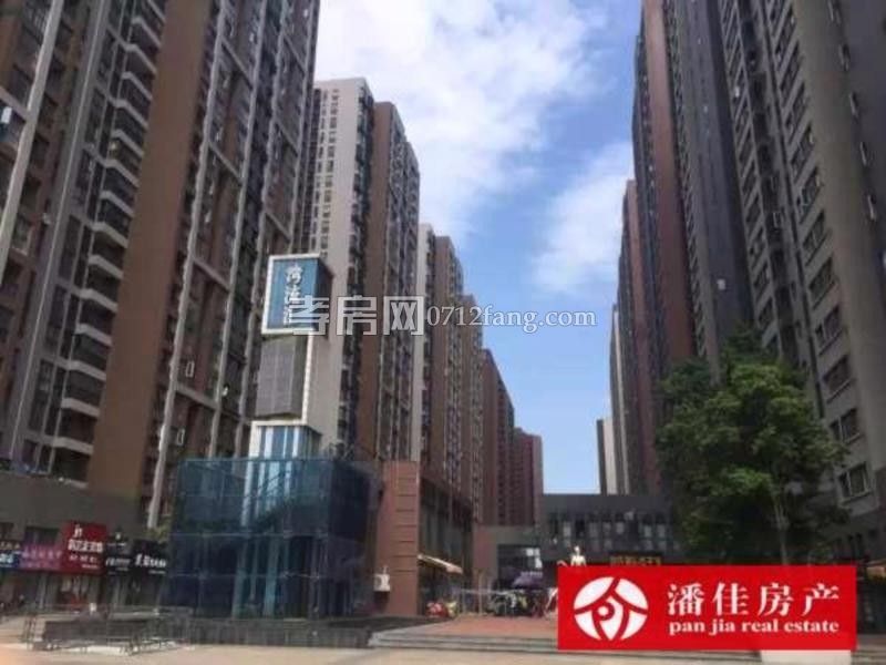 滿二掛口街131平中等裝修三面采光5樓拎包入住