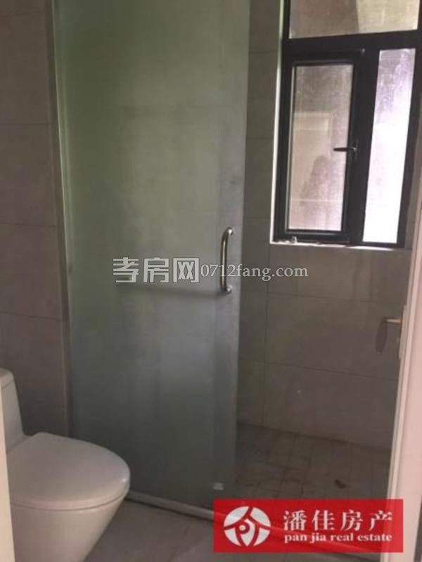 鼎觀世界3室2廳1衛(wèi)98平精裝修準(zhǔn)新房中間樓層