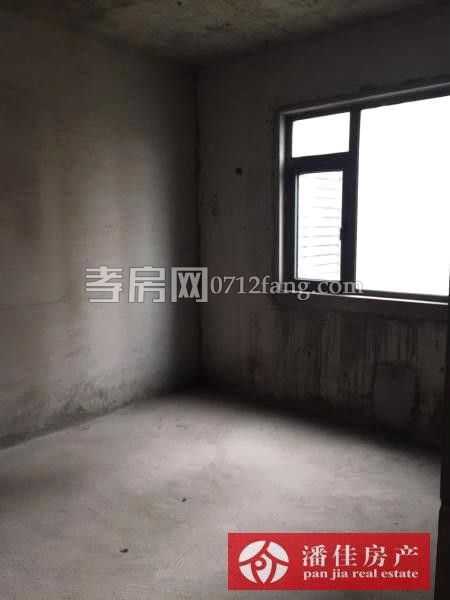 單價(jià)3100永新中學(xué)對(duì)面合力佳苑150平大三房二廳二衛(wèi)