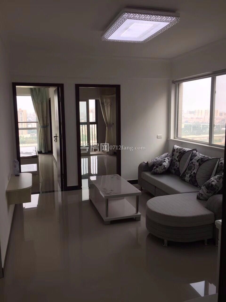 精裝修  拎包入住