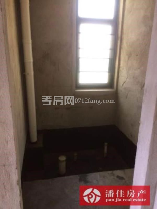 乾坤豪府二期帶車位139平3室2廳2衛(wèi)南北通透