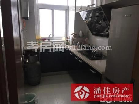 全洲國(guó)際3室2廳2衛(wèi)132平精裝修11樓拎包入住