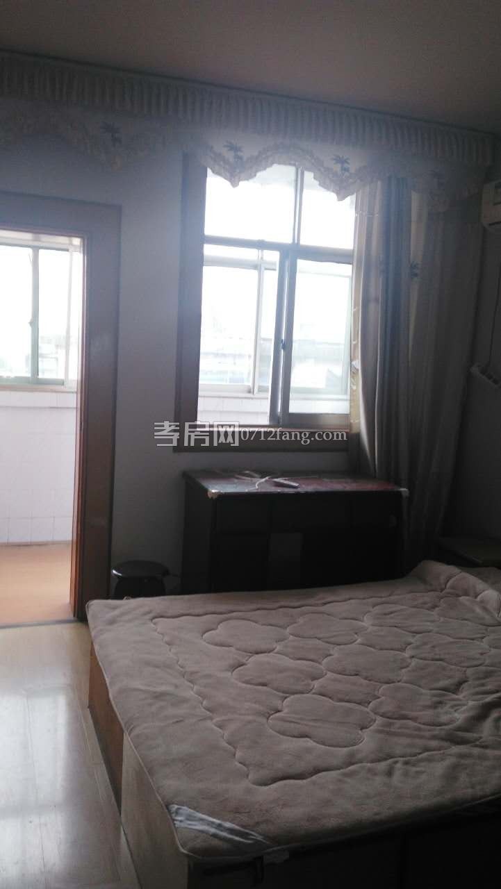 春潮花園精裝房2室2廳