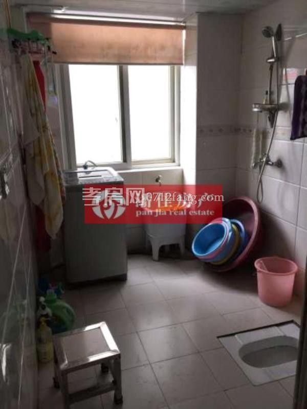 中都巴黎城3室2廳1衛(wèi)95平毛坯中層