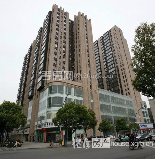 市實小+文昌雙學(xué)區(qū)，文化路城站路口宇輝星城住房出售!