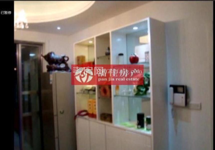 同升小區(qū)長征路上帶20平米車庫1/6樓126.4毛坯50萬