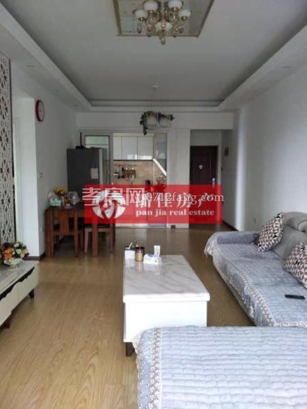 星河天街3室2廳1衛(wèi)2陽(yáng)臺(tái)97送15平觀景高層