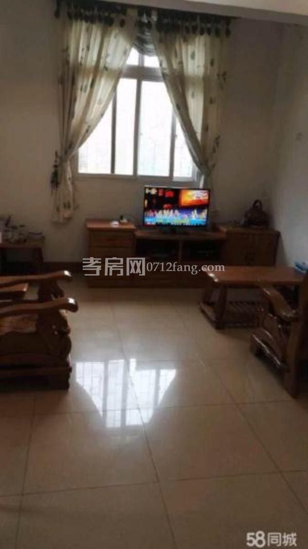 星河天街3室2廳1衛(wèi)2陽(yáng)臺(tái)97送15平觀景高層