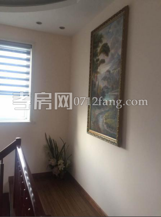 乾坤阳光电梯复式楼