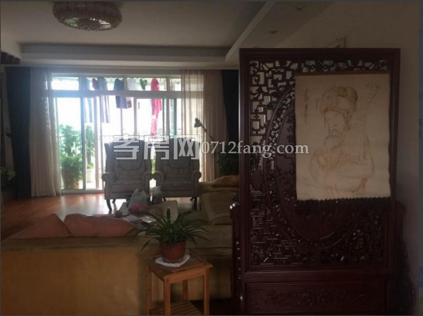 乾坤阳光电梯复式楼