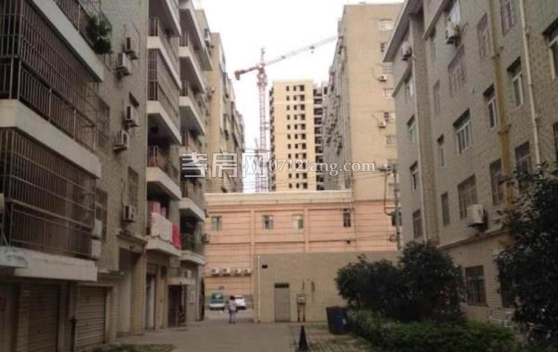 孝柴小區(qū)精裝房3室5/7樓