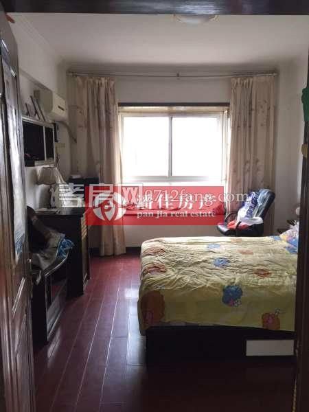 【潘佳房產(chǎn)推薦】【滿五 全洲國際北區(qū)132平米精裝11樓78萬】