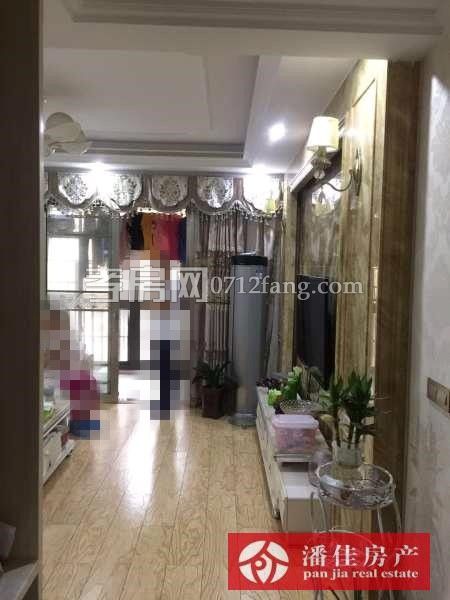 【潘佳房產(chǎn)推薦】【宇濟城中城2/6層131平米簡裝南北通透有院子方便停車60萬】