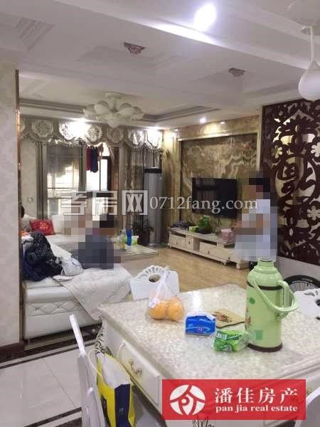 【潘佳房產(chǎn)推薦】【宇濟城中城2/6層131平米簡裝南北通透有院子方便停車60萬】