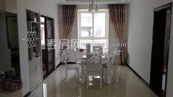 【潘佳房產(chǎn)推薦】【翡翠名都 中層102平米全新精裝75萬】