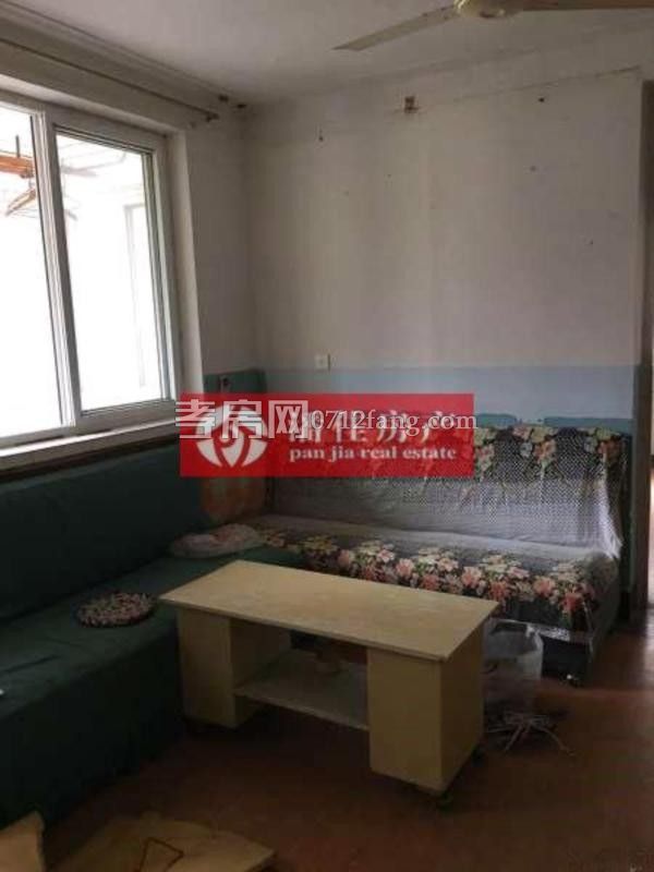 滿二宇濟(jì)商貿(mào)城100平精裝修文化路 楚環(huán)中學(xué)3樓