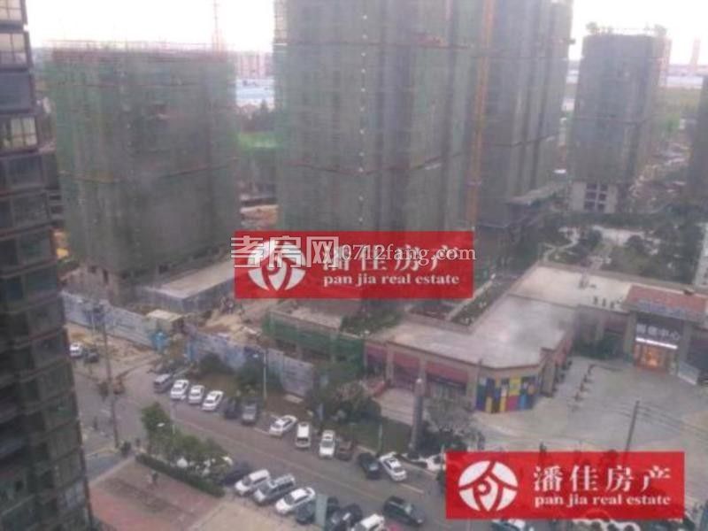 中都巴黎城3室2廳1衛(wèi)95平毛坯中層