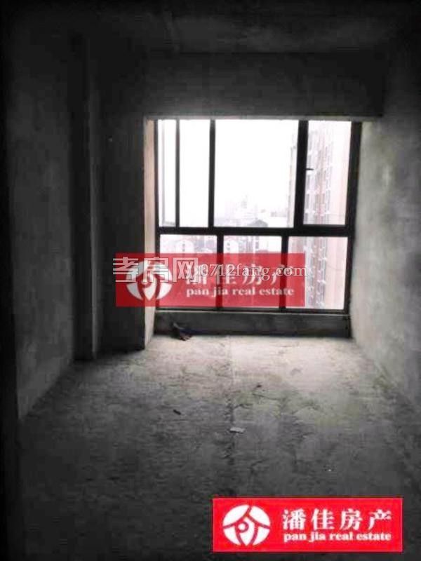 滿兩年北京二路玉泉 旁144.5平3樓