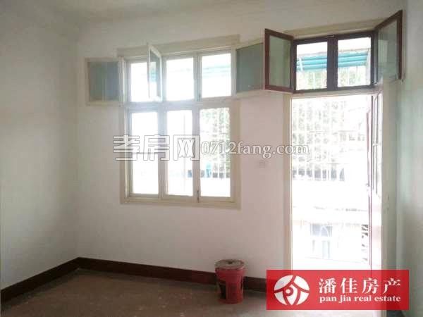 【潘佳房產(chǎn)推薦】乾坤陽光6+1買6樓送7樓陽光大露臺191平米簡裝105萬